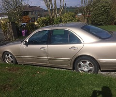 Mercedes-Benz - Image 4/10