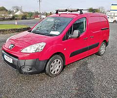 2011 Peugeot Partner