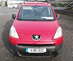 2011 Peugeot Partner