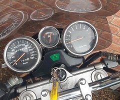 Suzuki GSF 1200 bandit yr 2000