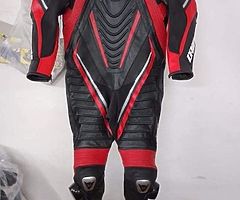 Customized suit included boots gloves complete set with top quality in best price
