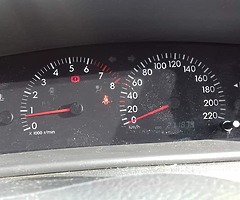 Toyota corolla 05(1.4) petrol manual - Image 3/10