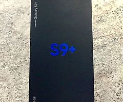 Brand New Condition Samsung Galaxy S9 Plus 64 Gb Unlocked to All Networks With Box and Accessories