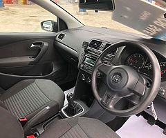 2013 Volkswagen Polo - Image 4/8