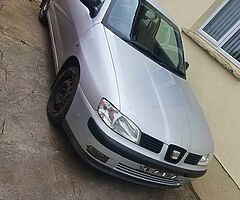 Seat ibiza and Nissan micra two of them r petrol  field  cars for sale