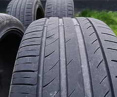4 Alloys wheel with tyres Bmw
235/40/18
255/35/18