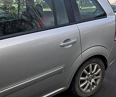 Opel Zafira 07,1.6ltr 7 Seaters Driving perfect - Image 5/10