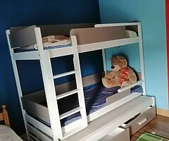 Triple Bunk bed and drawers