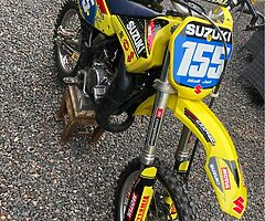 Suzuki rm 85 (big wheel)