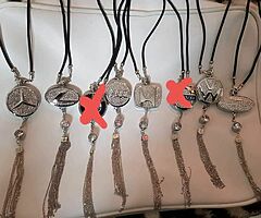 Car logo pendant- fragrance ( sale without perfume liquid) 13€ each ( available post, postage 2€)