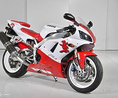 Yamaha R1