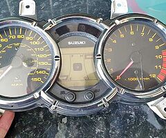 Suzuki V-Strom/DL 1000 Clocks