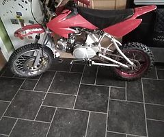 110cc pit bike starts an goes swap for something way a clutch - Image 3/4