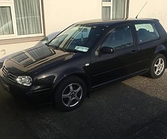 2004 Volkswagen Golf - Image 3/4