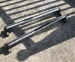 Caddy roof bars