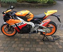 2013 Honda CBR1000RR Repsol Fireblade - Image 4/10