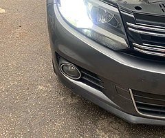 Led Headlight Bulbs For All New VW Cars Golf MK6 MK7 Scirocco Tiguan Transporter etc - Warranty -