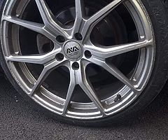 19" ava spiders