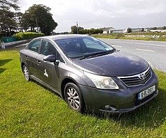 2010 Toyota avensis
