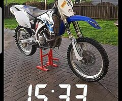 2009 YZF450 with trailer 3000 euro  ONO no time wasters if you want the bike PM me