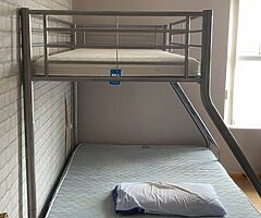 Triple bunk bed