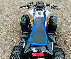 Aeon revo quad