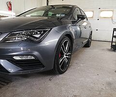 Seat Leon CUPRA 300