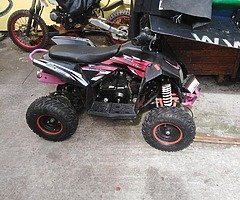 Quad bike 50cc like new can be seen running need new throttle cable tnd carb dun on good bike