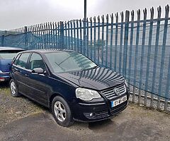 VW Polo 1,4 petrol  For Parts