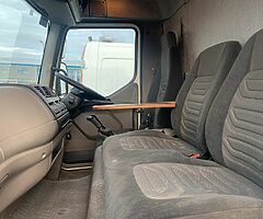 FOR SALE: DAF LF 45.160 Tipper with Crane - Image 4/8