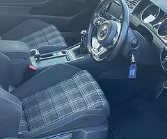 2014 Volkswagen Golf - Image 5/8