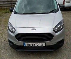 2019 Ford Transit Courier