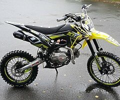 all new 10TEN 140 r PIT bike