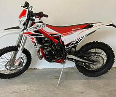 2016 Beta Xtrainer