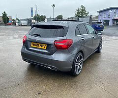 MERCEDES A180