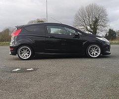 Fiesta zetec s