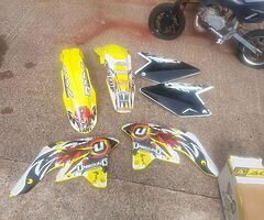 RMZ 250 PLASTICS