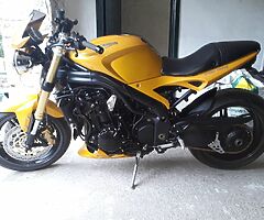 Triumph speed triple 1050 2007