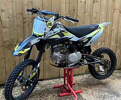Stomp z3 140 2017
