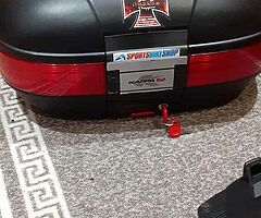 Top box & carrier