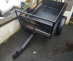 Small Trailer 4.5 foot x 3 foot