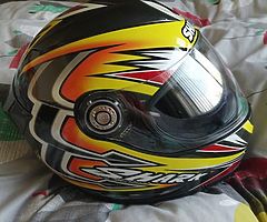 Motorbike helmet - Image 3/6