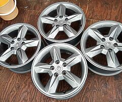 5 Stud renault 16"5x108 refurd also fits peugeot&ford