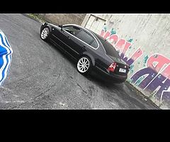 Black B5.5 passat for parts