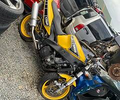 1999 Yamaha FZ
