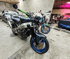 Kawasaki zx9 street fighter (moted) ready to ride
