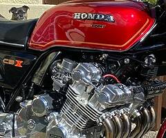 WANTED kawasaki ZX7R