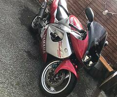Thunderace 2002