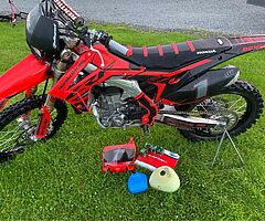 As new 2015 crf450r  road bike