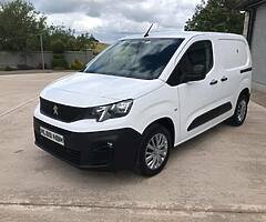 2019 Peugeot Partner